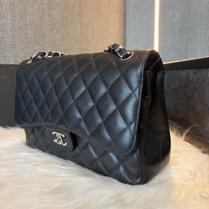 CHANEL 荔枝皮銀釦Jumbo 30 CM 黑色-2