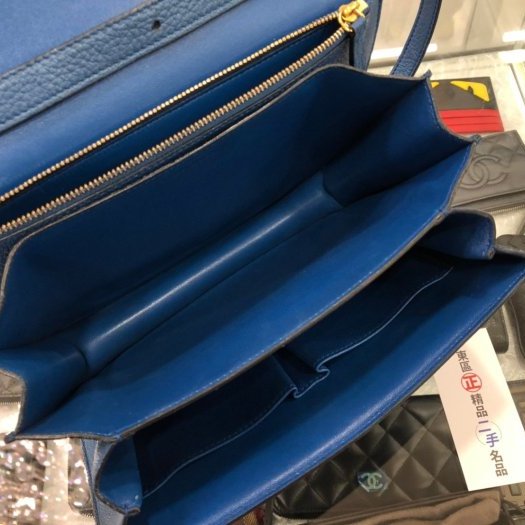東區正精品㊣Celine MEDIUM CLASSIC BOX 孔雀藍中款小牛皮金扣肩背包方包 RA0407-12