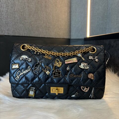 CHANEL 復刻版徽章包24CM
