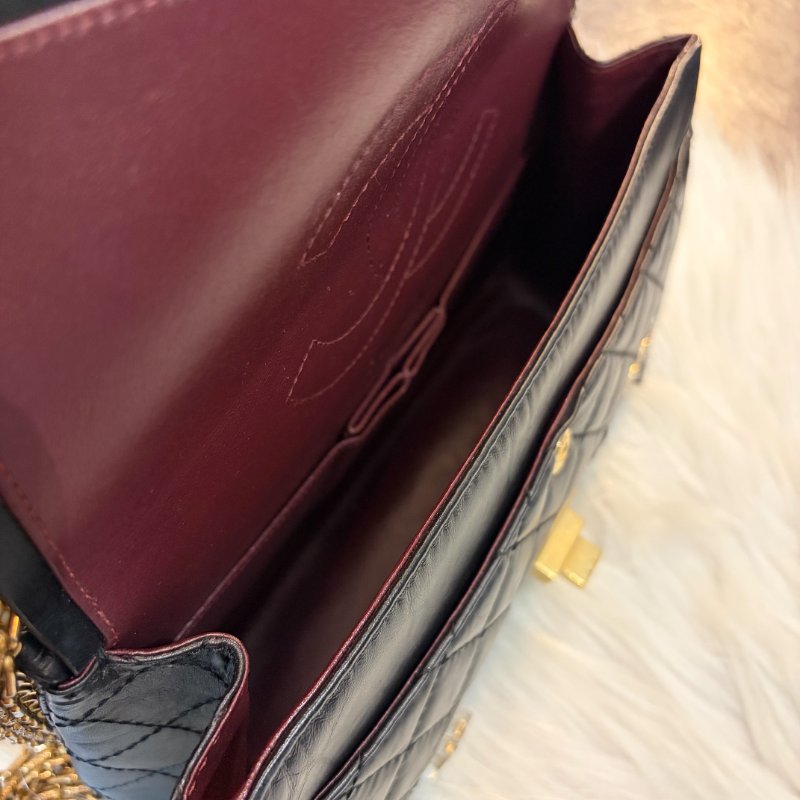 CHANEL 復刻版徽章包24CM-4