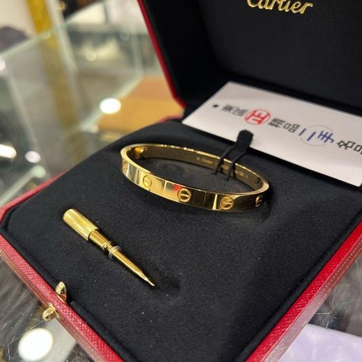 東區正精品㊣CARTIER LOVE 750 新版卡地亞黃K金螺絲愛情手環17號 RZ6141-2