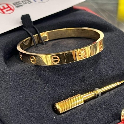 東區正精品㊣CARTIER LOVE 750 新版卡地亞黃K金螺絲愛情手環17號 RZ6141-3