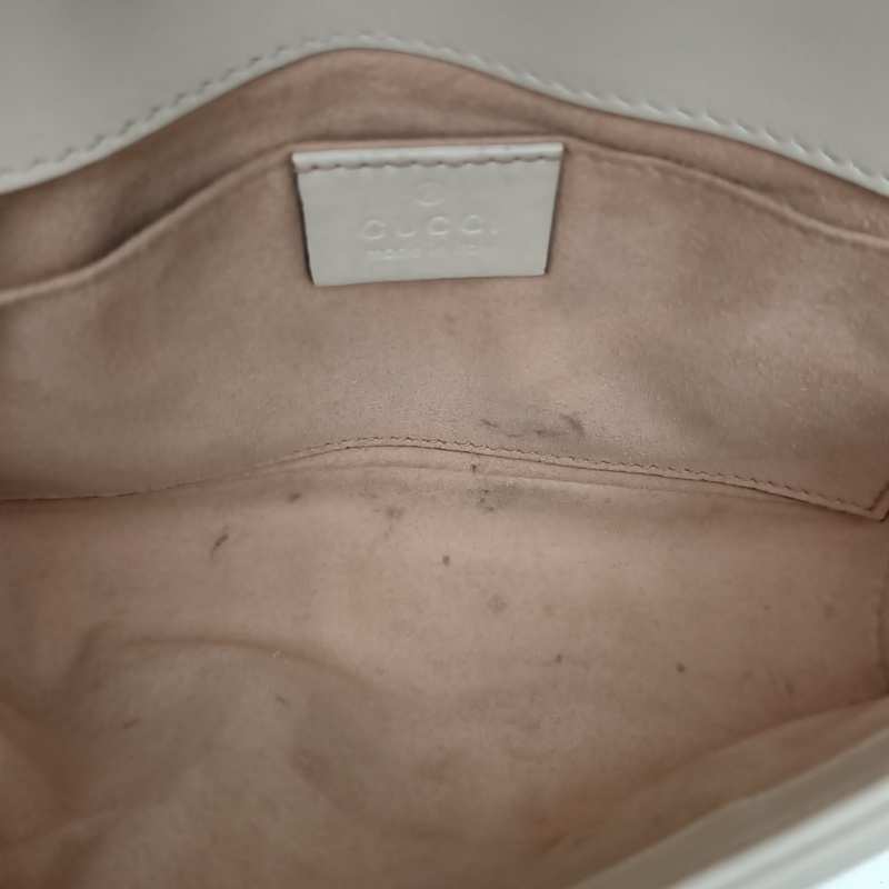 GUCCI GGMarmont肩背包Mini白色牛皮金扣-5