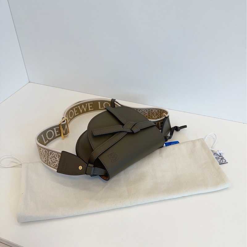Loewe 粗肩带 gate dual mini bag橄榄绿-5