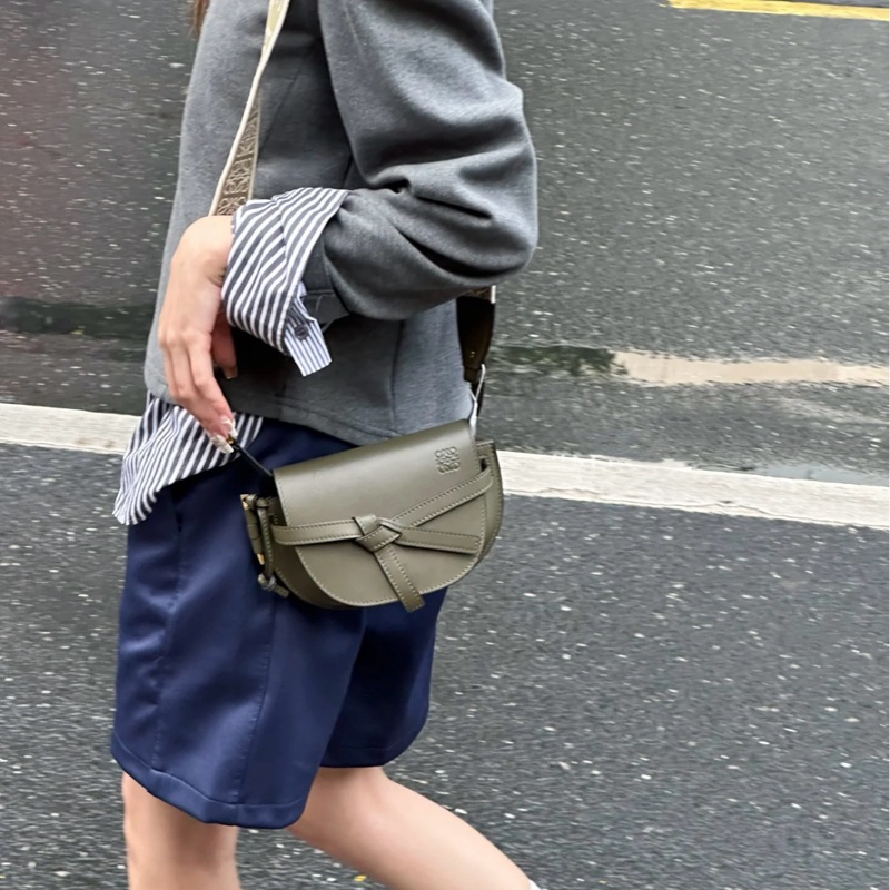Loewe 粗肩带 gate dual mini bag橄榄绿-9