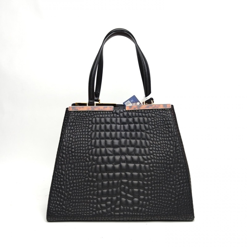 FENDI PETITE2JOURS大號黑色羊皮金扣仿鱷魚紋肩背包-2