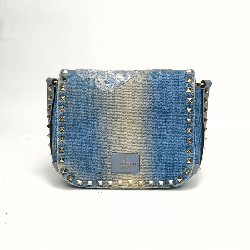 VALENTINO 牛仔藍帆布淺金扣鉚釘蝴蝶郵差斜挎包-2
