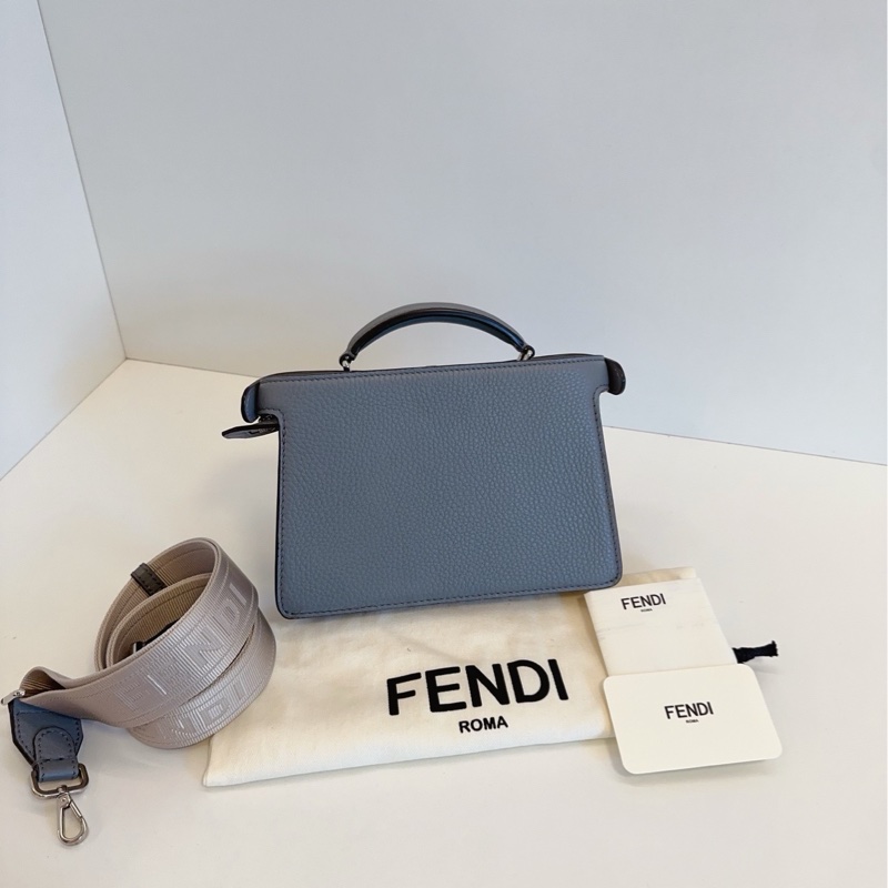 Fendi 新款 灰色银扣 peekaboo iseeU 荔枝皮 手提/单肩/斜挎包-1
