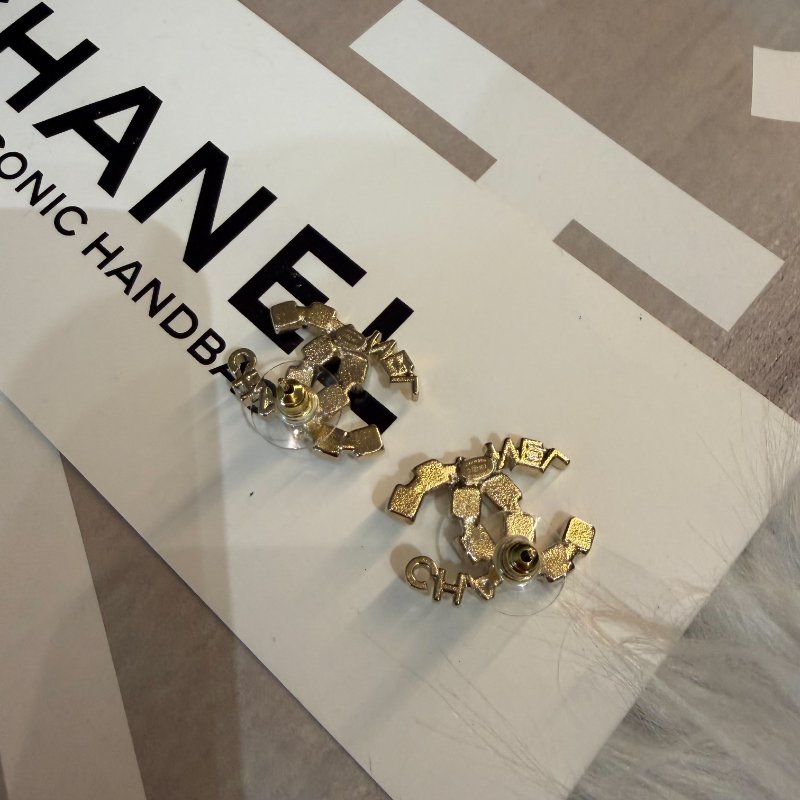 CHANEL 造型字母雙C水鑽耳環-2
