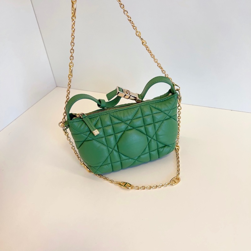 Dior Travel Nomad限量玉石绿金扣mini Hobo 藤格纹小饭盒包-6