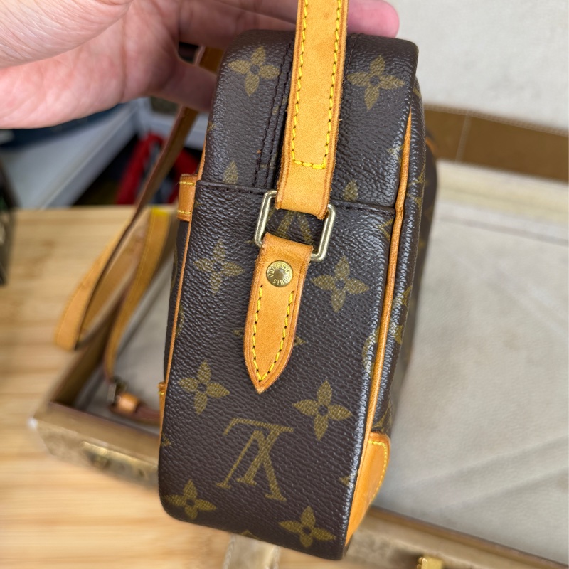 上架中🔑Louis Vuitton 老花單層記者包-12