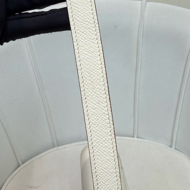 Celine Trotteur 白色 肩背包 XB585-26