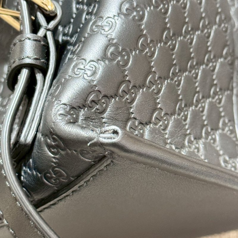 GUCCI 經典老花牛皮束口後背包-7