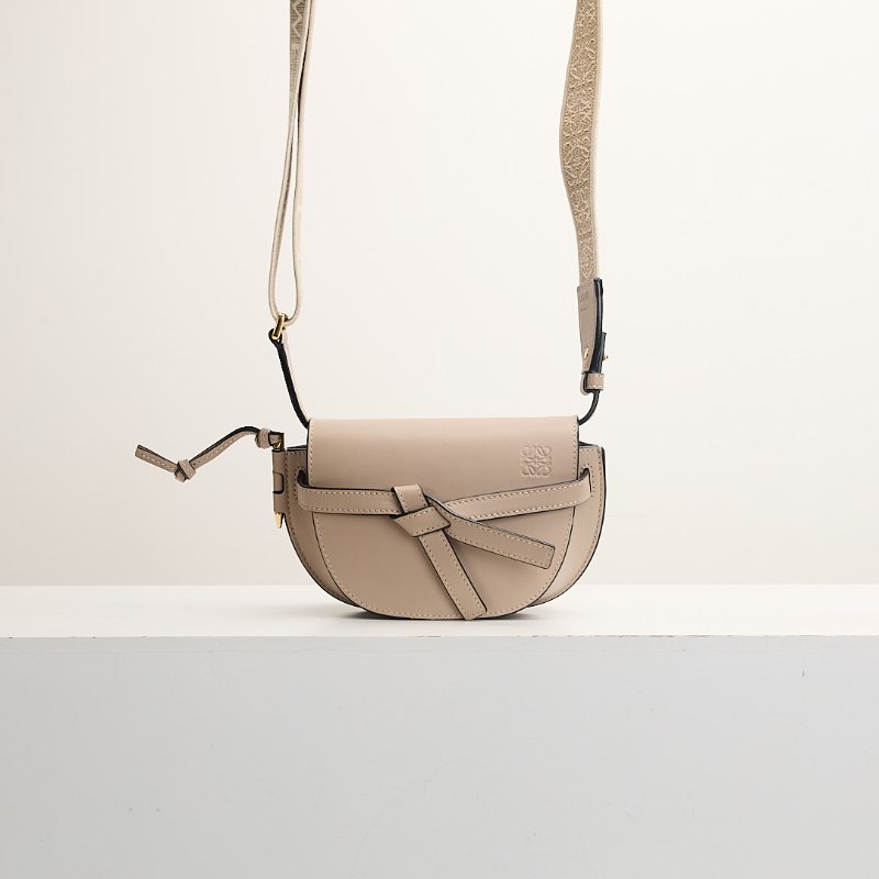 二手Loewe Gate mini 沙色-0