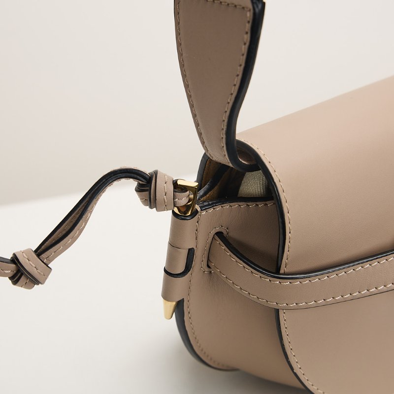 二手Loewe Gate mini 沙色-14
