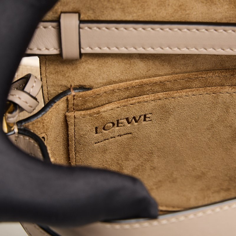 二手Loewe Gate mini 沙色-19