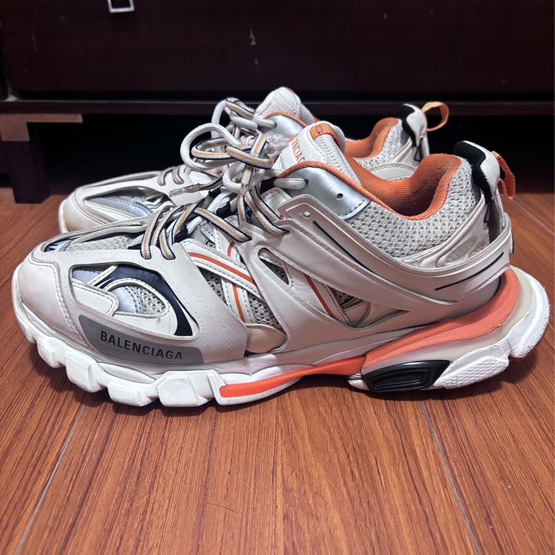 44號 Balenciaga巴黎世家 Track 白橙 542023W1GB19059-0