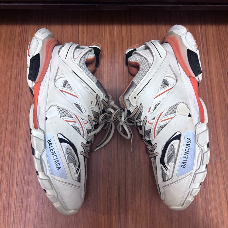 44號 Balenciaga巴黎世家 Track 白橙 542023W1GB19059-9