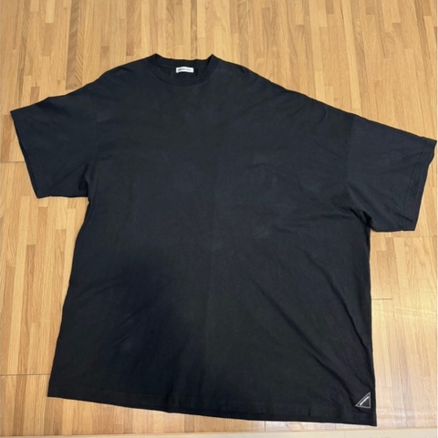 Balenciagia 深藍色上衣