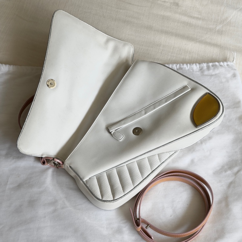 台灣全網唯一/絕無僅有 Dior 2001 秀款/凱迪拉克汽車包 /Dior MONTAIGNE CADILLAC CHAIN 1947 /john galliano 海盜爺-8