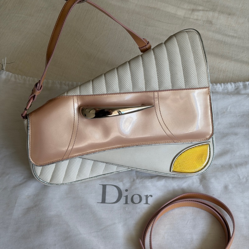 稀有秀款Dior 2001 秀款/凱迪拉克汽車包 /Dior MONTAIGNE CADILLAC CHAIN 1947 /john galliano 海盜爺-7