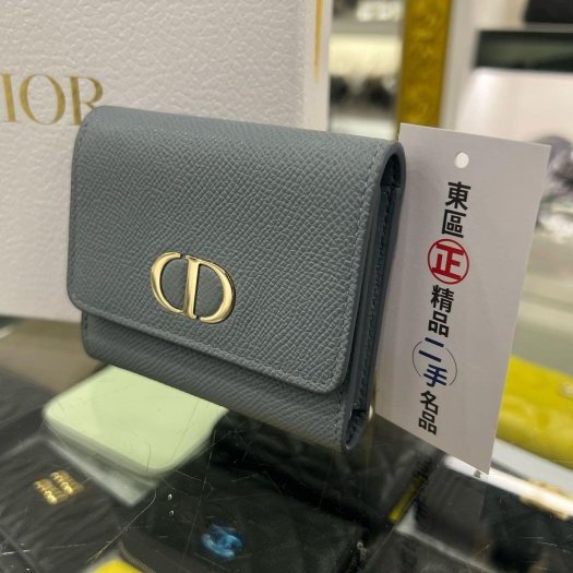 東區正精品㊣CHRISTIAN DIOR 灰色牛皮金CD釦內拉鍊三折釦子短夾 RZ5461-1
