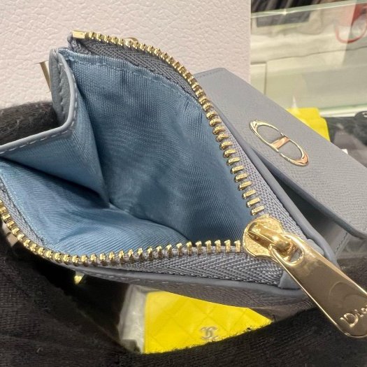 東區正精品㊣CHRISTIAN DIOR 灰色牛皮金CD釦內拉鍊三折釦子短夾 RZ5461-5