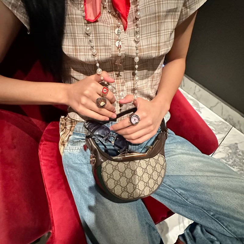 GUCCI古馳OP系列老花迷你月牙碗豆餃子腋下包🫛🥟-33