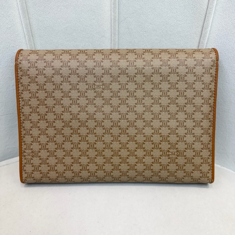 Celine Vintage Macadam 金扣 信封肩背包 XC467-1