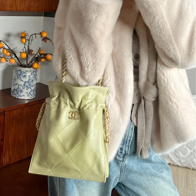 Chanel香奈儿 牛油果抽绳小福袋tote 小号21*26*8 大菱格粗金链条 不会撞包的隐藏款 手感细腻 抽绳松紧可变换不同风-2