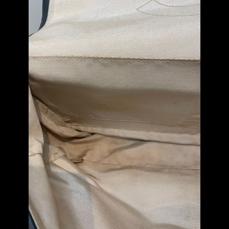 Chanel vintage flap
2009年浮雕系列-23