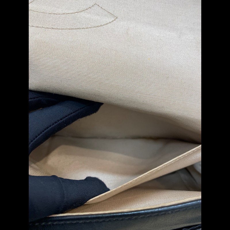 Chanel vintage flap
2009年浮雕系列-27