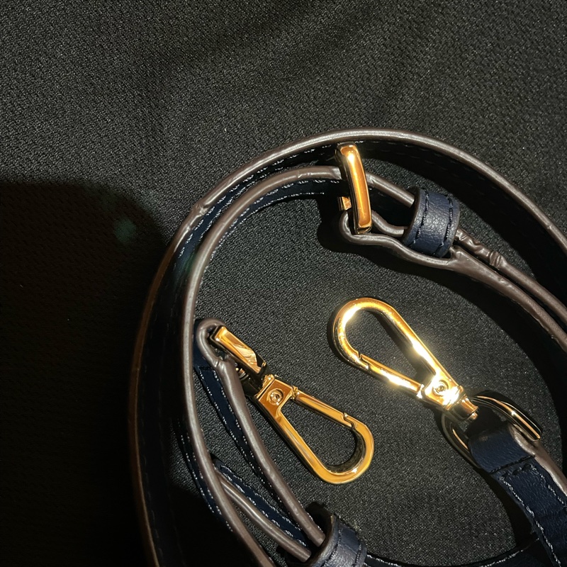 MICHAEL KORS MOTT 旋轉金釦手提側背包 MK-47