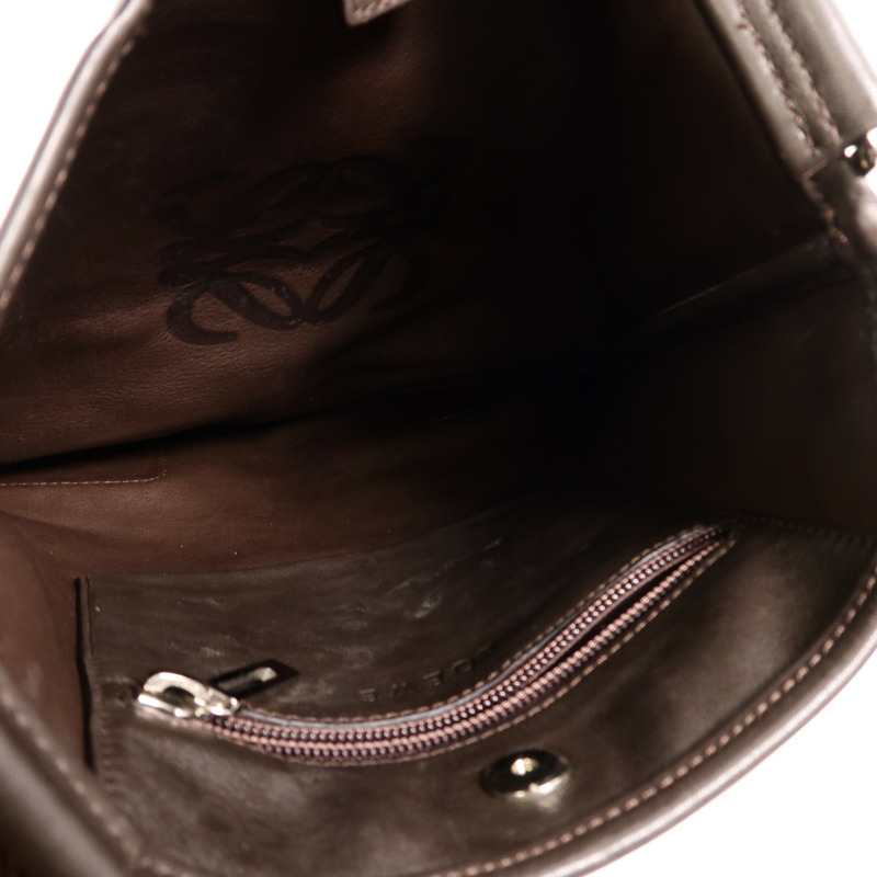 LOEWE 麂皮皮革Anagram肩背袋-4