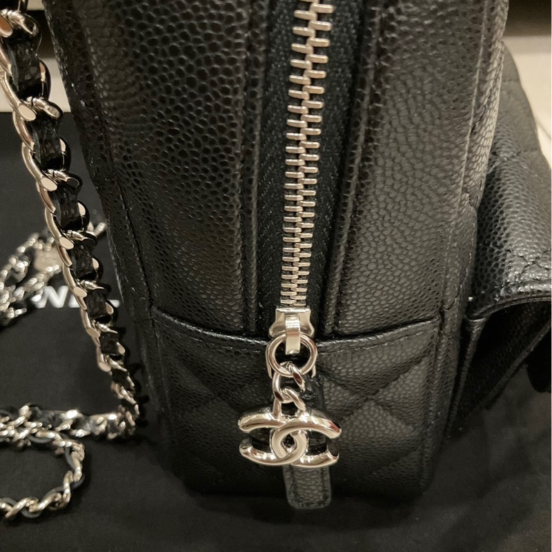 Chanel 小書包 後背包 銀釦-5