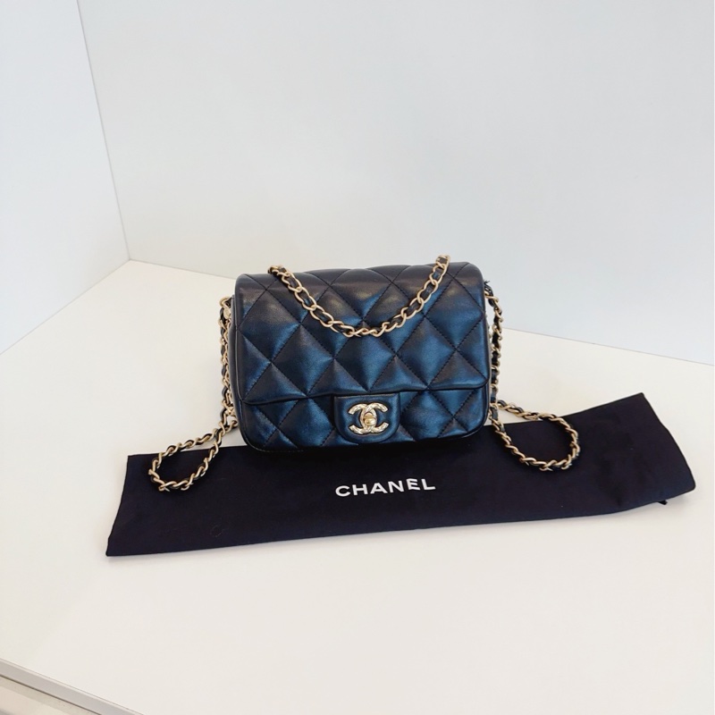 Chanel香奈儿 23b黑金滚边链CF方胖子 高级手工坊系列 菠萝雕花旋转双C扣 两侧Crush金饰细节 芯片款21*14*9-0