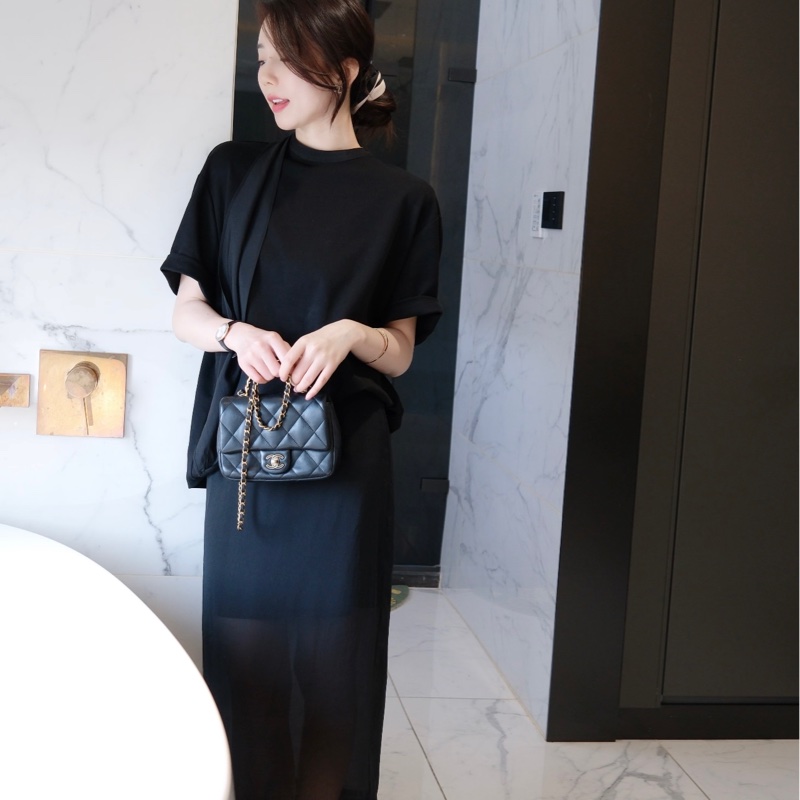 Chanel香奈儿 23b黑金滚边链CF方胖子 高级手工坊系列 菠萝雕花旋转双C扣 两侧Crush金饰细节 芯片款21*14*9-9