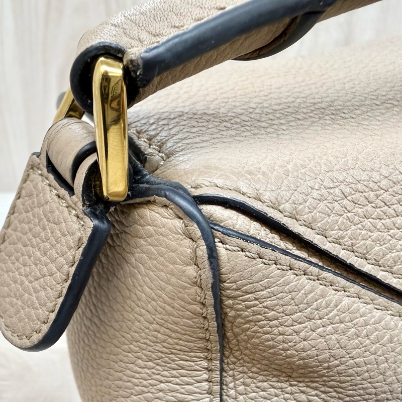 LOEWE精緻必備✨沙色粒面牛皮Mini Puzzle側背包包A510U95X37-14