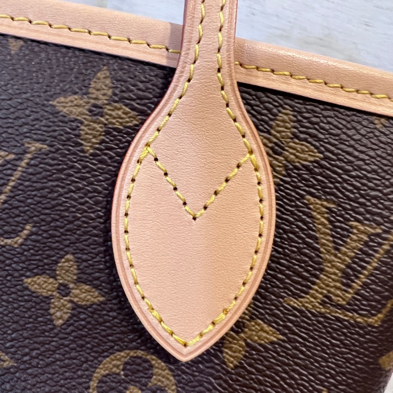 LV原花金釦Neverfull BB 手提斜背包-10