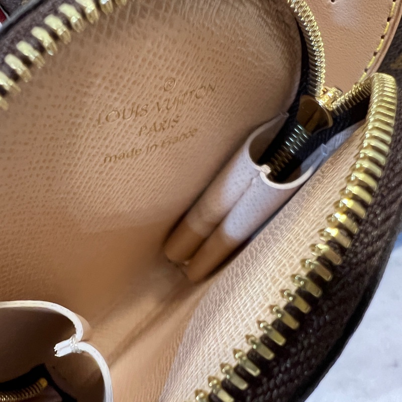 LV原花金釦Neverfull BB 手提斜背包-15
