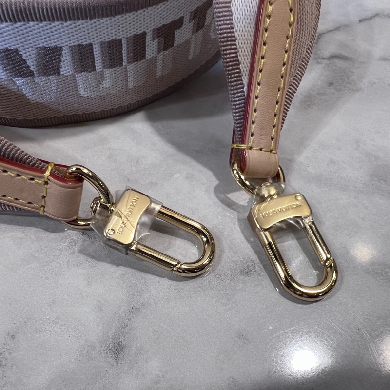 LV原花金釦Neverfull BB 手提斜背包-16