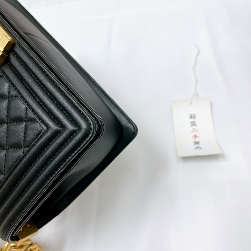 莉亞精品♡Chanel A67086 小牛皮Boy25 黑金 二手-12