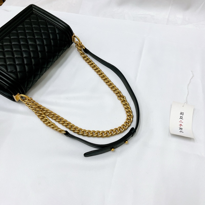 莉亞精品♡Chanel A67086 小牛皮Boy25 黑金 二手-14