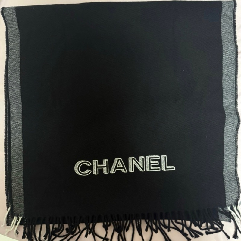 💖Chanel 25C 黑色圍巾 全新全配💖 甜出特價！-13