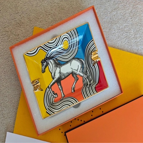 💖Hermes 愛馬仕 經典置物盤 煙灰缸 裝飾盤💖 全新 馬款
