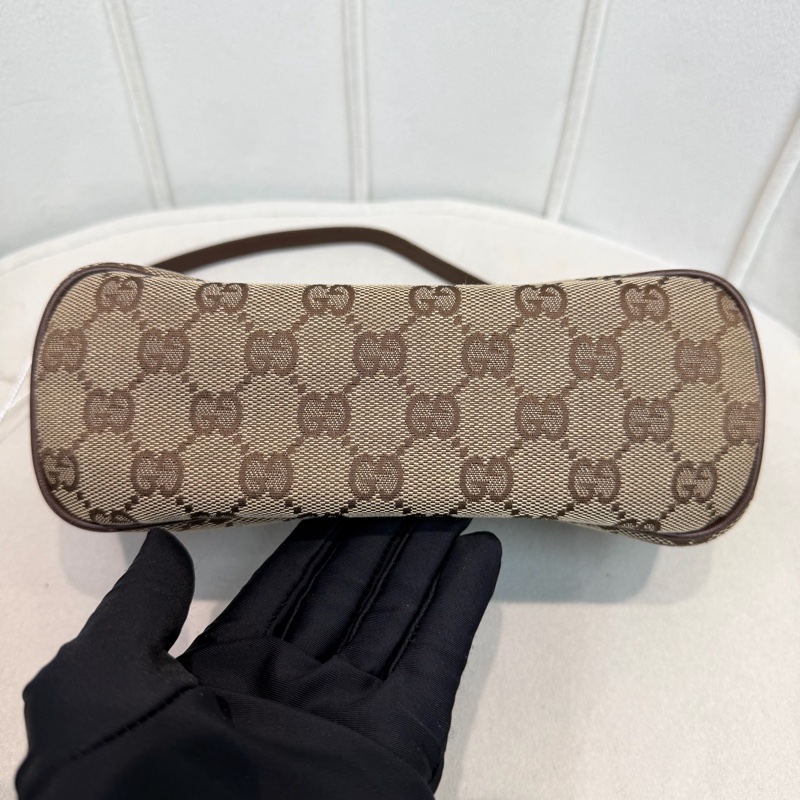 Gucci GG Canvas Boat Pouch 老花腋下包 XA485-9