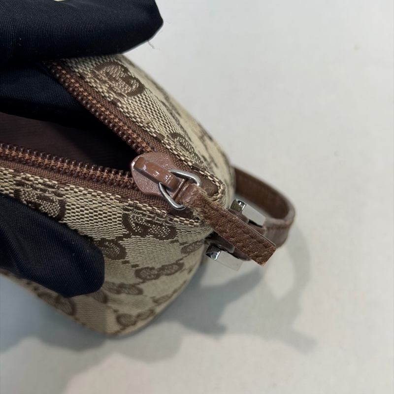 Gucci GG Canvas Boat Pouch 老花腋下包 XA485-20