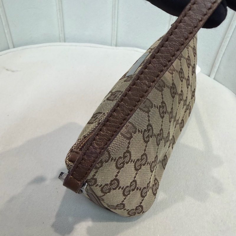 Gucci GG Canvas Boat Pouch 老花腋下包 XA485-26