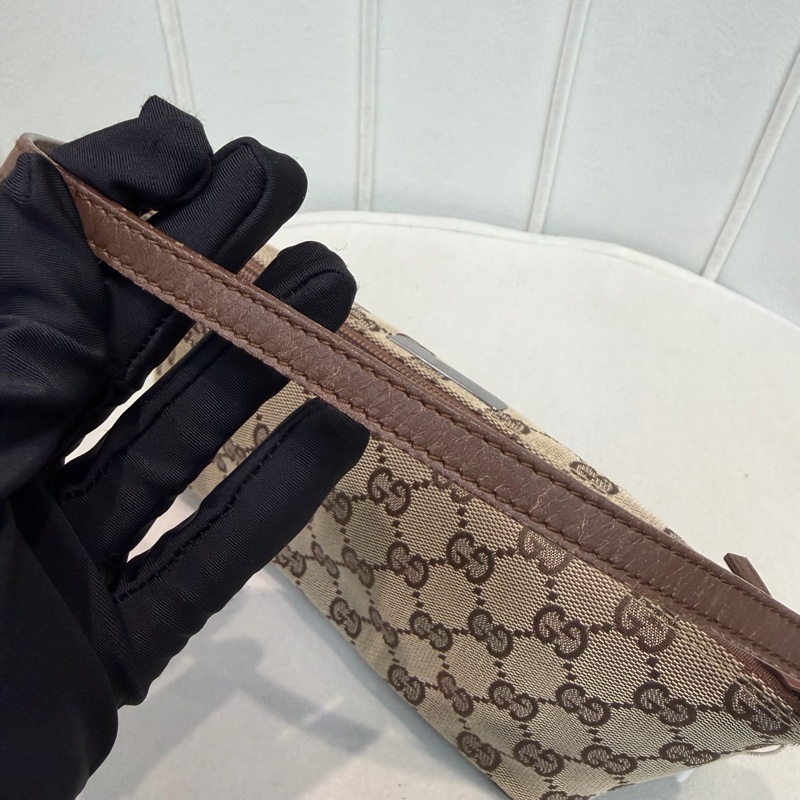Gucci GG Canvas Boat Pouch 老花腋下包 XA485-34
