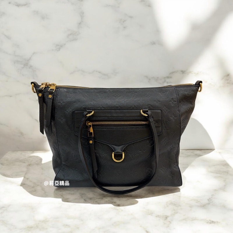 莉亞精品♡ Lv Lumineuse PM 壓紋手提包-0
